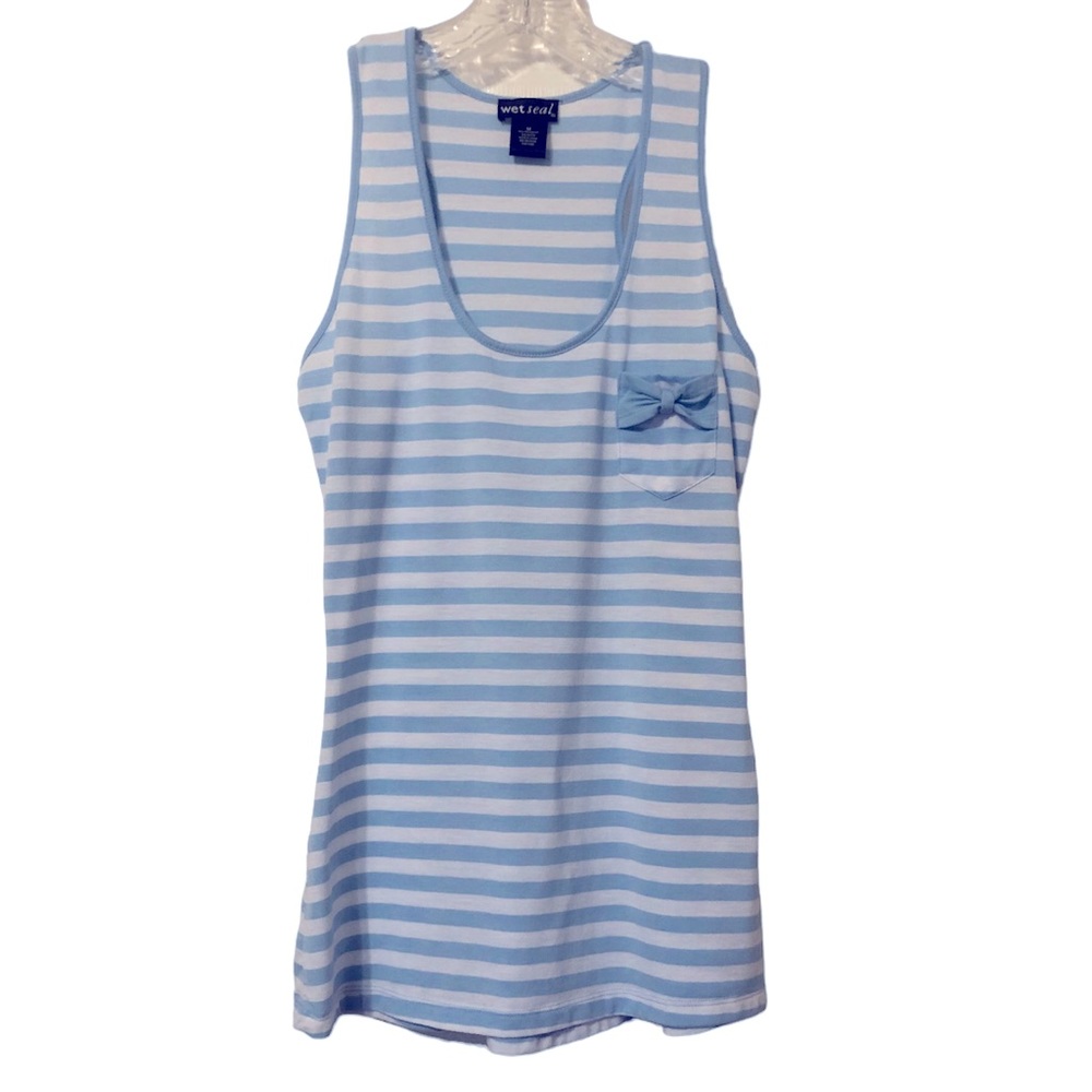 👚5for$15!🕶️Wet Seal tank top.